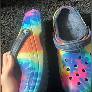 Tie-Dye fuzzy Crocs clogs women size 10